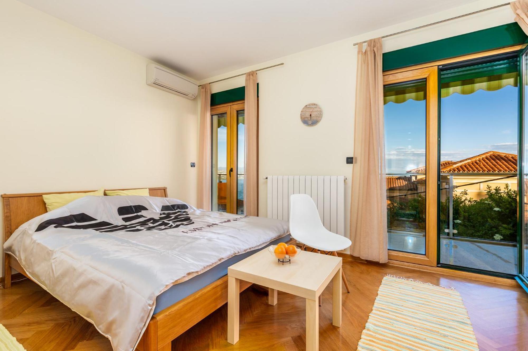 Lux Apartmani Opatija Exterior foto